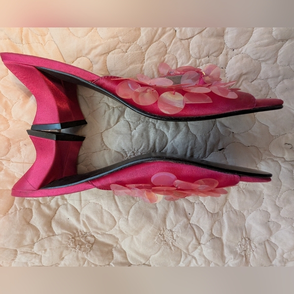 Amanda Smith Pink Women's Shoes - Picture 3 of 5